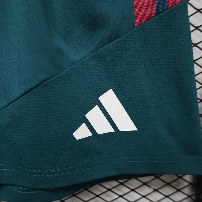 with Pocket Player Version 2025-2026 Real Madrid Green Soccer Shorts Football Shorts