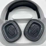 Apple Metal AirPods Max with Holes USB-C