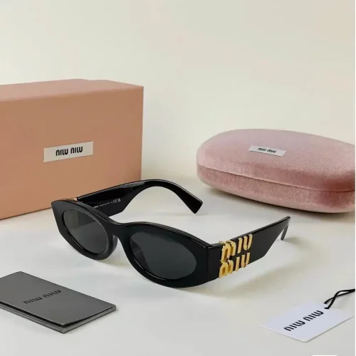 Miu Glimpse sunglasses