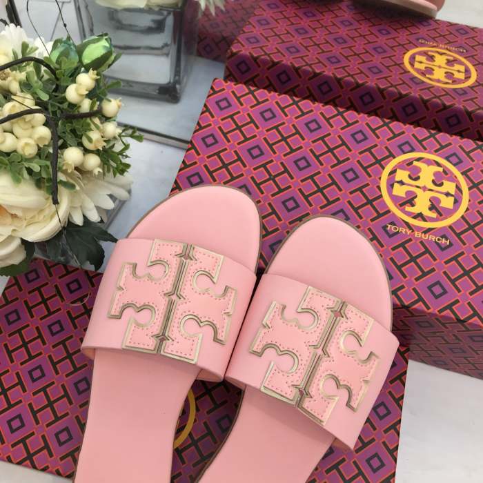 Flat leather sandals slippers , size 34-40 ,with box, SS50-966