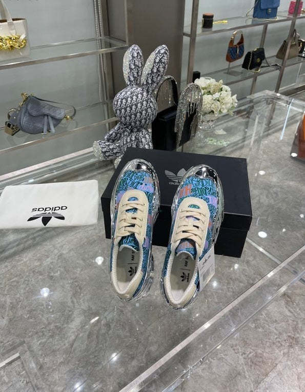 women men flat sneakers shoes, size 35-45, with box , SS138-38-44