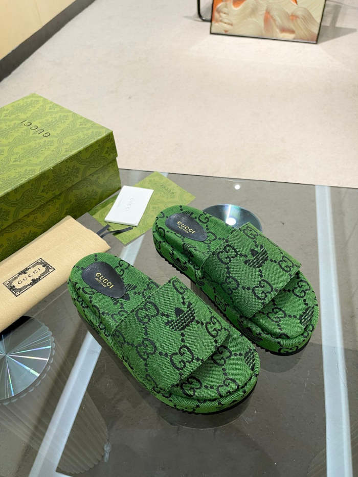 Flat sandals slippers , size 35-43, SS60-1844-1846