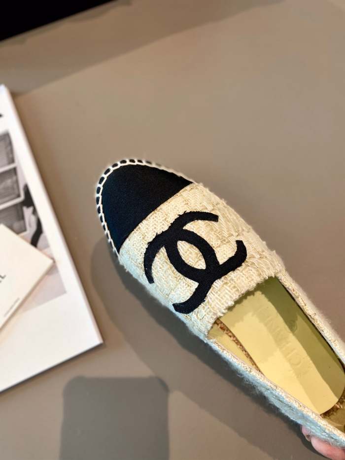 women flat ballet shoes, size 35-42,  with box, SS50-848