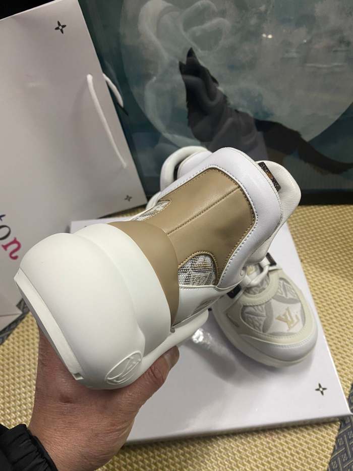 women flat sneakers shoes, size 35-41, with box , SS110-163