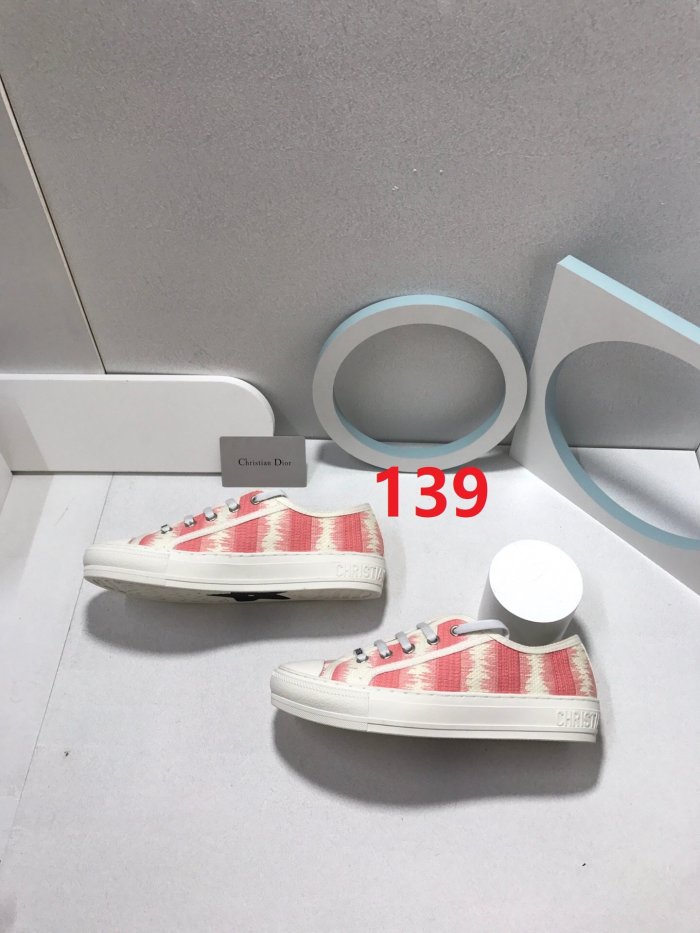Women flat sneakers shoes, size 35-40, with box,  SS80-133-142
