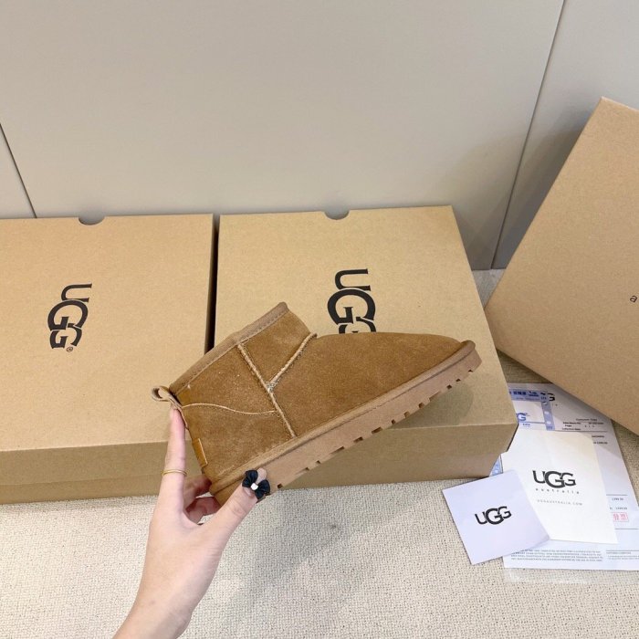 women fur boot shoes, size 35-44,  with box, SS50-743-745