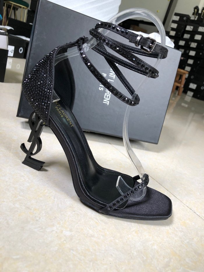 women leather heel shoes , size 35-42 , with box, SS80-74