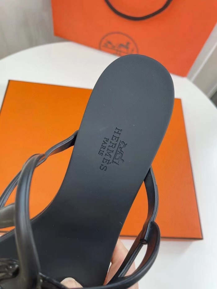 Flat leather sandals slippers , size 35-41  , with box,  SS50-875-880