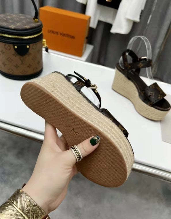 women heel shoes,size 35-42, with box, SS88-462-465