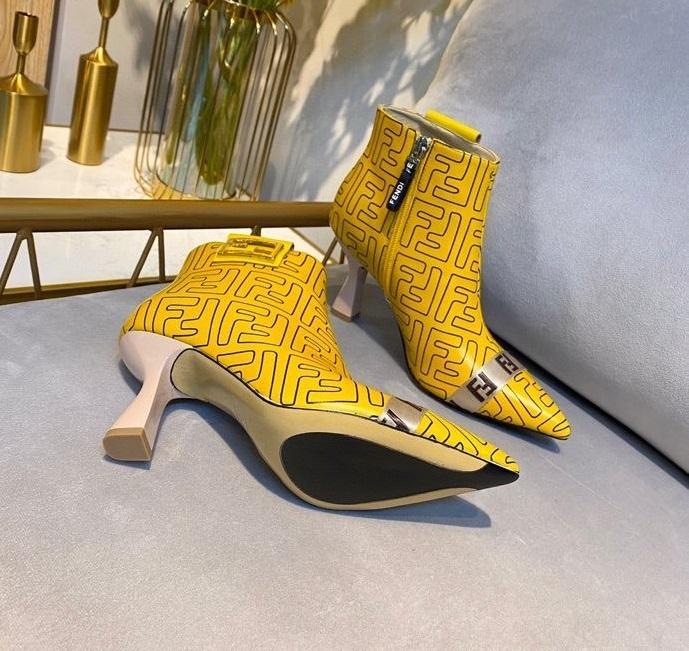 women boot shoes, size 35-41, with box, SS110-119-122