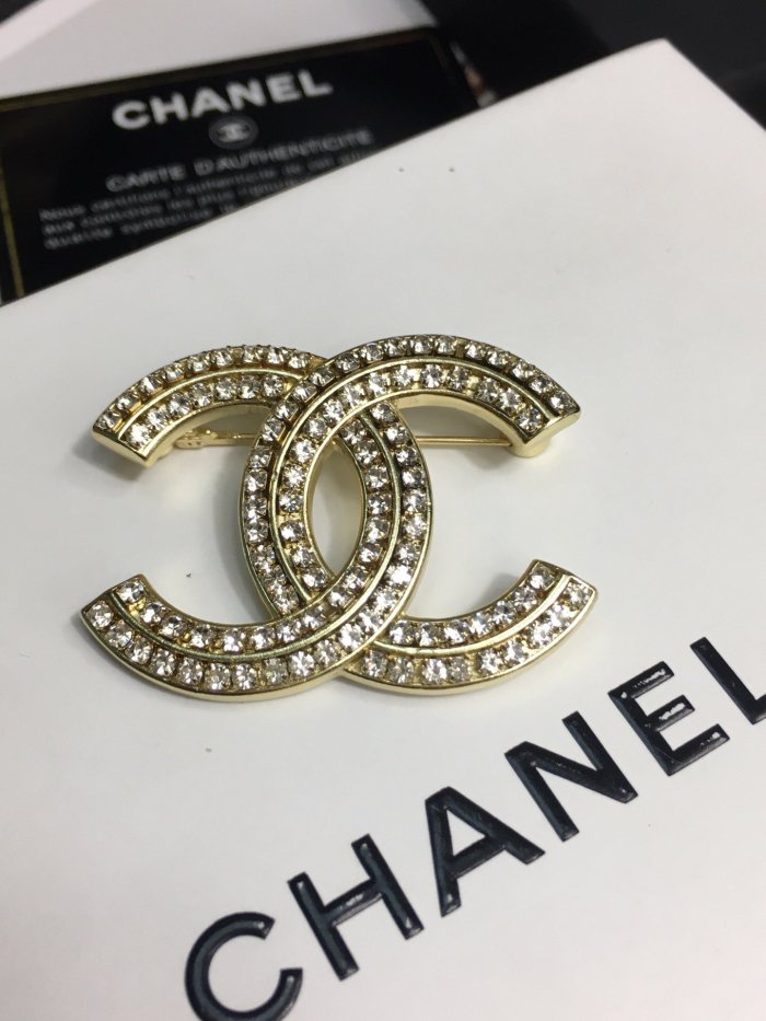 brooch  with box