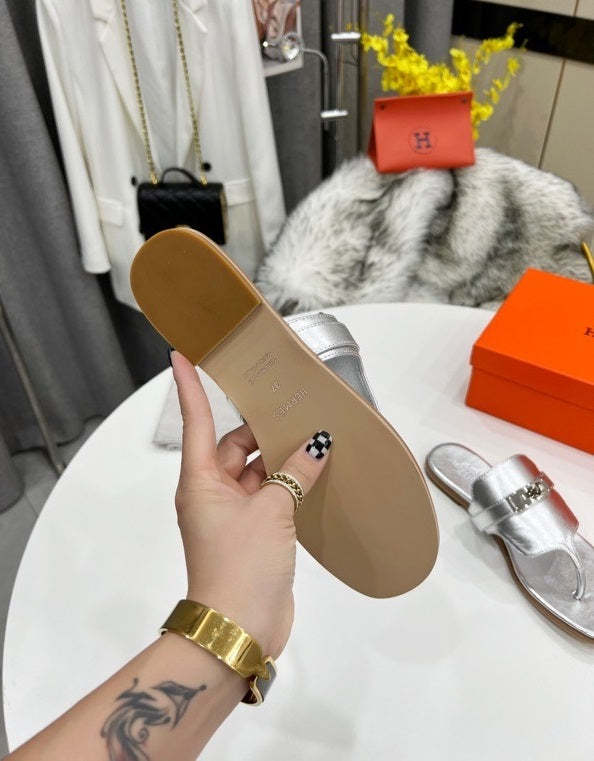 Flat leather sandals slippers , size 35-44 ,with box, SS70-1202-1207