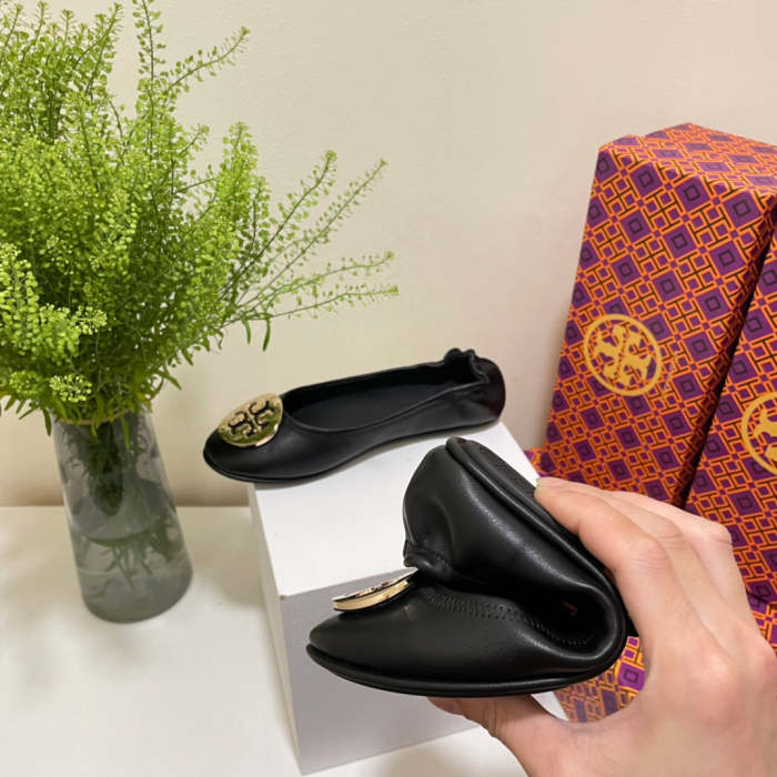 Women flat shoes ,size 35-40 ,with box, SS60-1606-1615