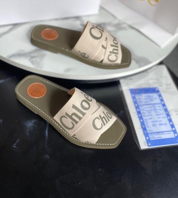flat sandals slippers , size 35-42  ,  SS50-233-239