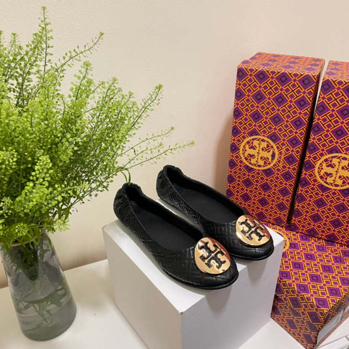 Women flat shoes ,size 35-40 ,with box, SS60-1606-1615