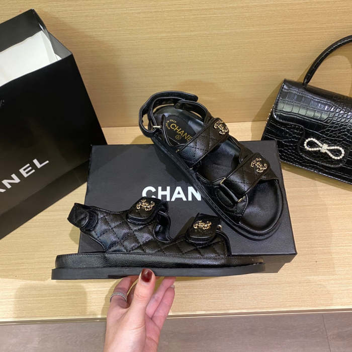 Flat leather sandals slippers , size 34-40 ,with box, SS60-1465