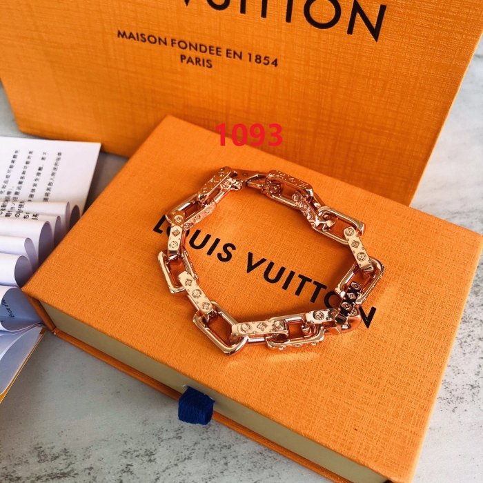 bracelet jewelry ,with box,  J25