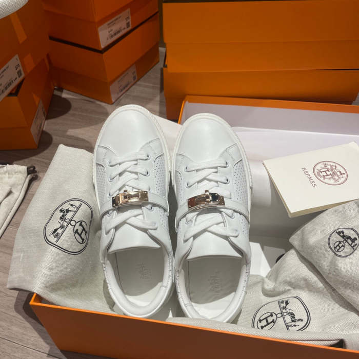 women flat sneakers shoes, size 35-40,with box , SS80-376-377