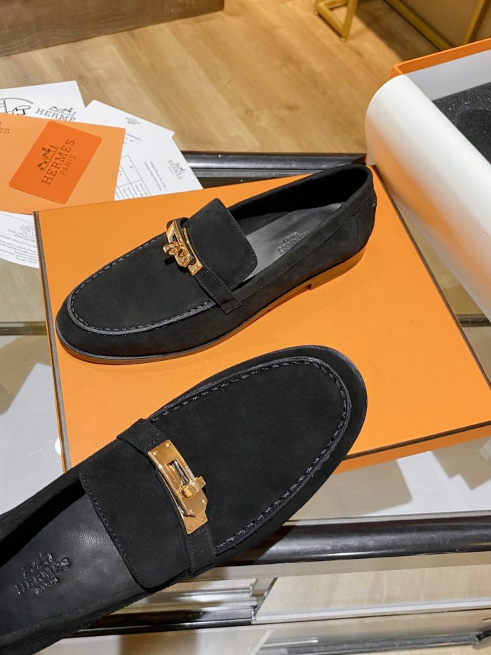 Women flat shoes, size 34-42, with box, SS70-1086