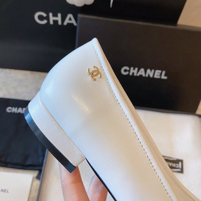 Women flat shoes, size 35-40, with box, SS60-1142-1143