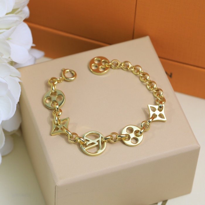 bracelet jewelry ,with box,  J25-1032