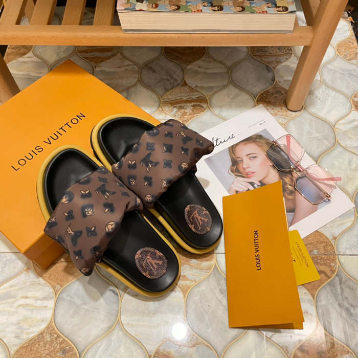 Flat leather sandals slippers , size 35-42, SS60-1880-1881