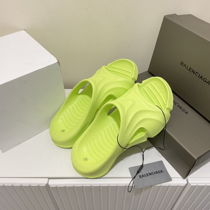 Flat leather sandals slippers , size 36-45 ,SS60-1693-1696