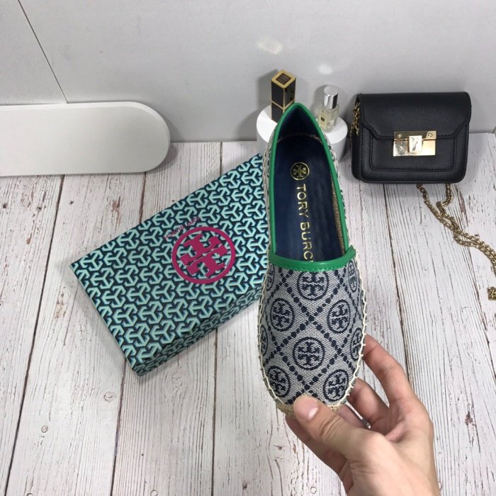 Women flat shoes, size 35-40, with box, SS60-991-993