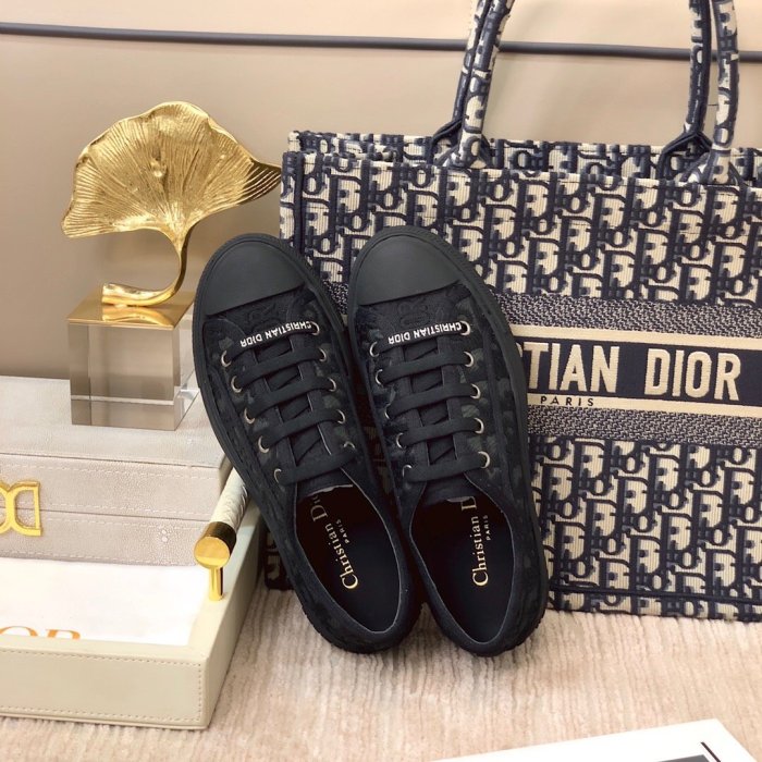 Women flat shoes, size 35-41, with box , SS70-994