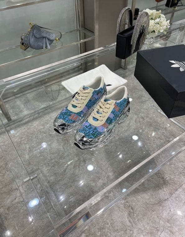 women men flat sneakers shoes, size 35-45, with box , SS138-38-44