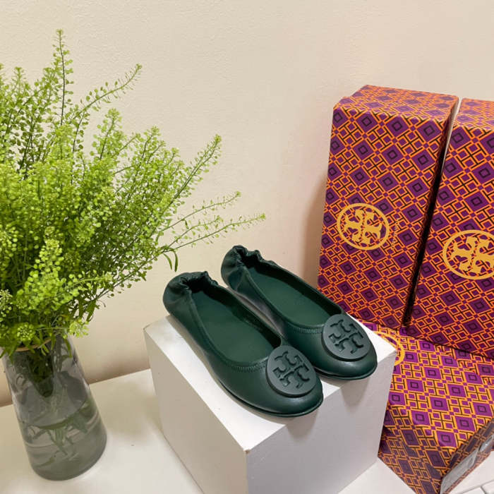 Women flat shoes ,size 35-40 ,with box, SS60-1606-1615