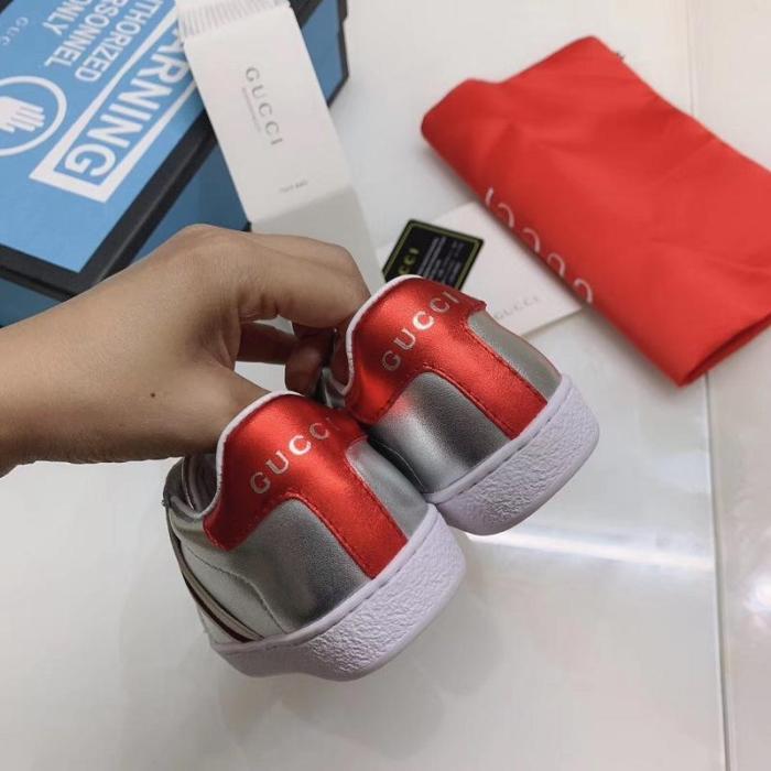 kids sneakers shoes, size 24-35,with box, SS70-878