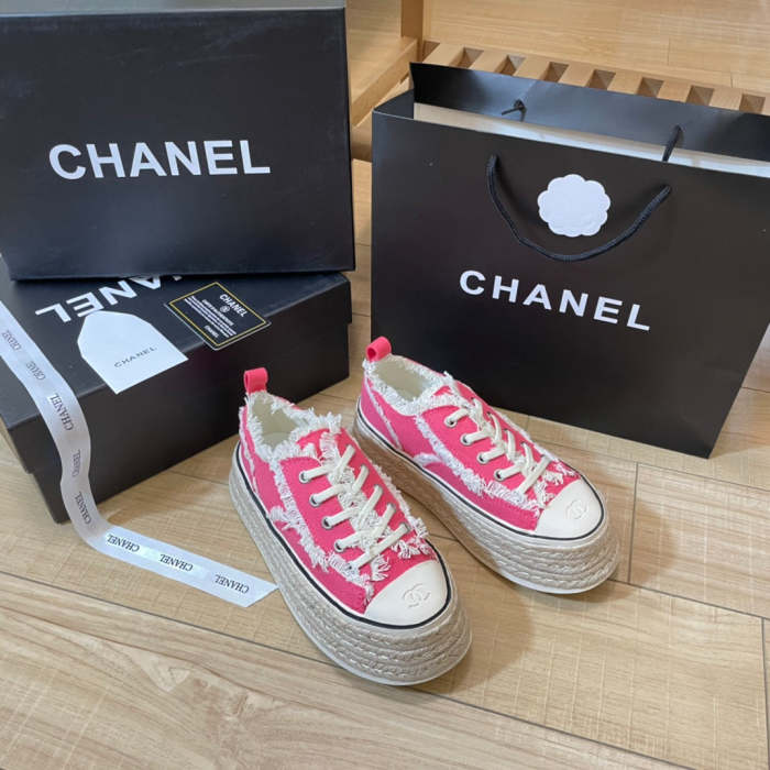 Women flat shoes ,size 34-40 ,with box,SS70-1305-1311