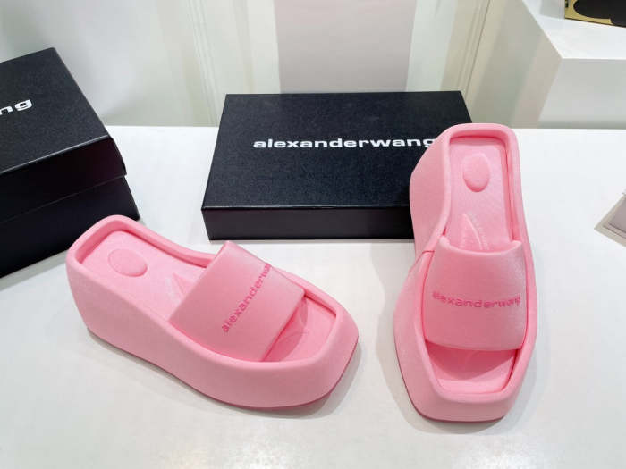 2022 new slippers,size 34-41,SS60-1702-1704