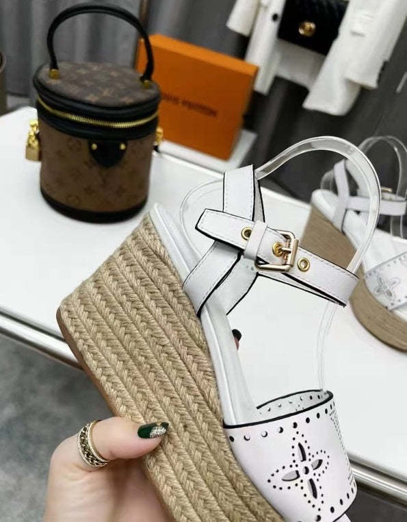 women heel shoes,size 35-42, with box, SS88-462-465