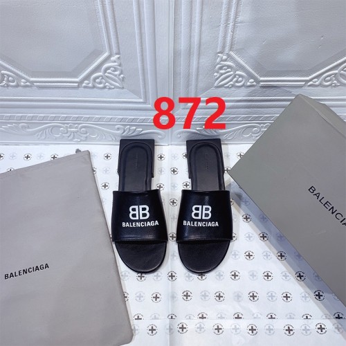 women flat leather shoes, size 35-40, with box , SS50-872