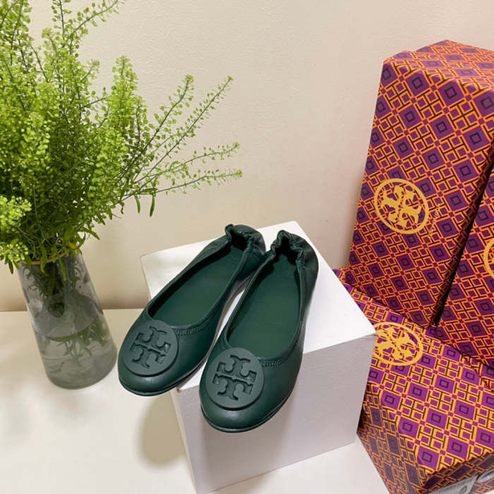 Women flat shoes ,size 35-40 ,with box, SS60-1606-1615