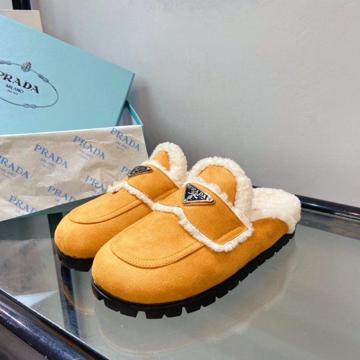 Women flat shoes, size 35-40, with box, SS60-1068-1069