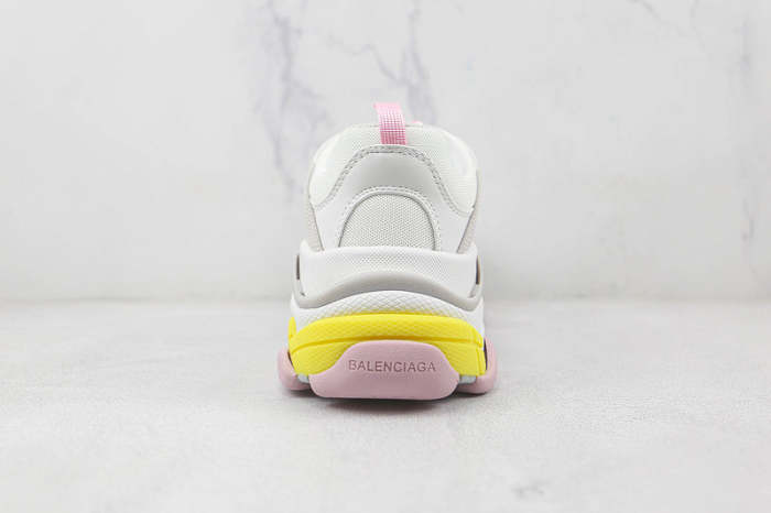 AAAAA quality，Air-cushion sole women's casual shoes sneakers ，size 35-40,SS120-95