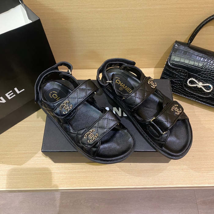 Flat leather sandals slippers , size 34-40 ,with box, SS60-1465