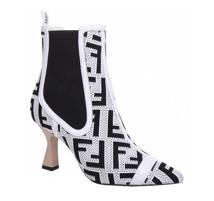 women boot shoes, size 35-41, with box, SS110-124-126