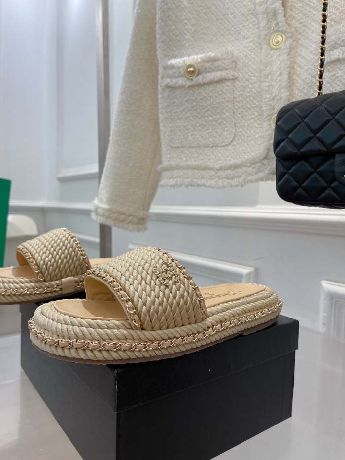 Women flat sandals slippers , size 35-40, SS70-1356