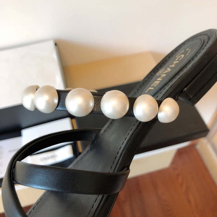 Flat leather sandals slippers , size 34-40 ,with box, SS60-1452-1453