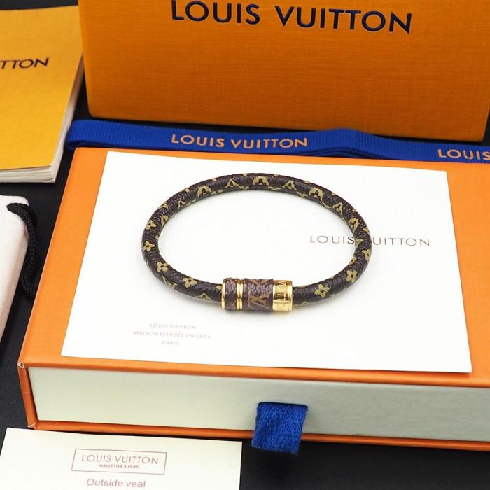 bracelet bangle jewelry ,with box,  J25