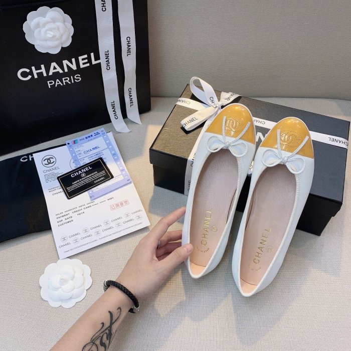 women flat ballet shoes, size 35-42,  with box, SS50-778