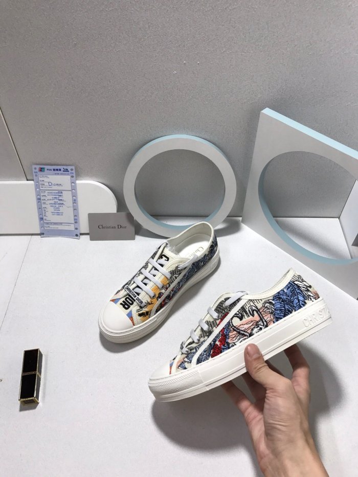 Women flat sneakers shoes, size 35-40, with box,  SS80-133-142