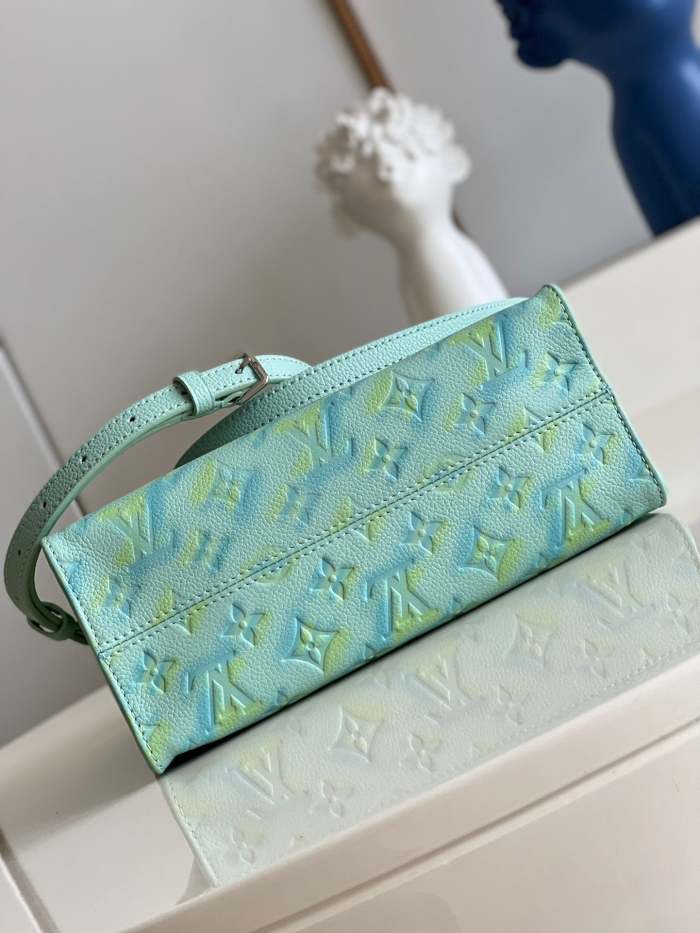 Leather bag ,AAAAA ,size 25*19*11.5cm ,no box, B110-89