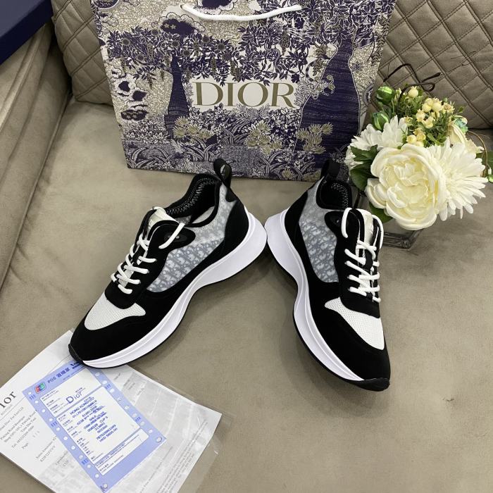 women flat sneakers shoes, size 34-40 with box , SS70-1292