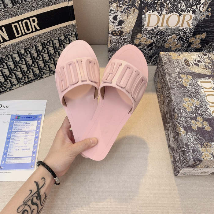 Flat leather sandals slippers , size 34-42 ,with box, SS50-1022