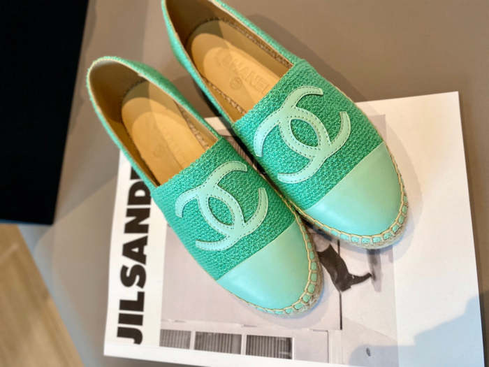 women flat ballet shoes, size 35-42,  with box, SS50-846